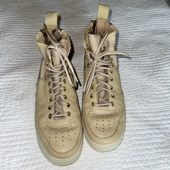 Nike SF Air Force 1 mid in mushroom, zip down back sneakers - Picture 3 of 9